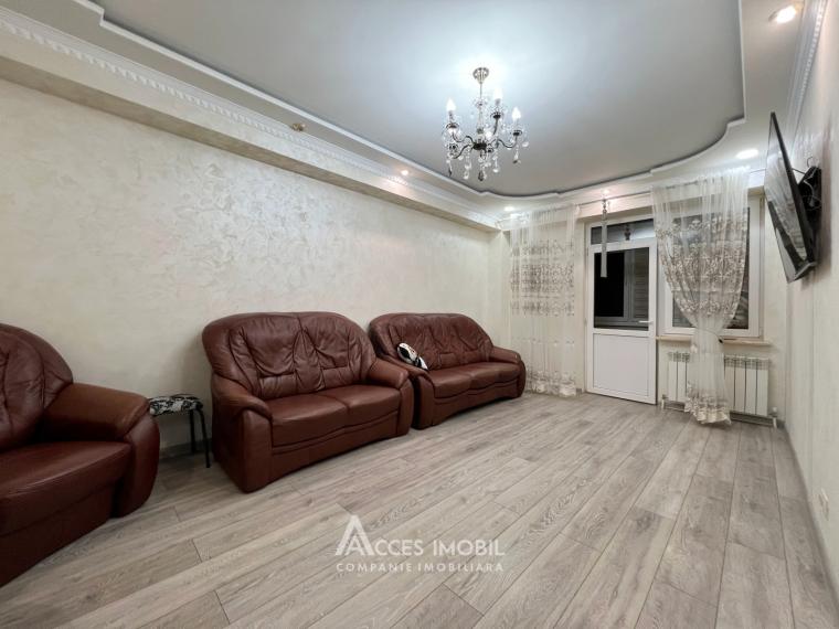 Basconslux! bd. Alba Iulia, Buiucani, 2 camere + living. Euroreparație!: 2