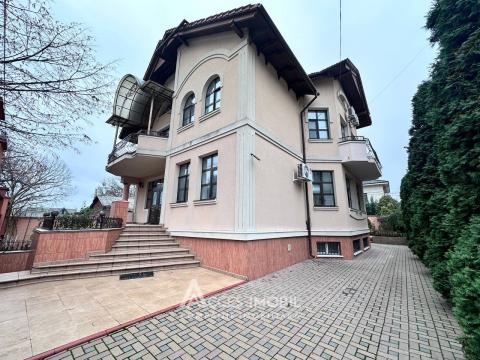Casă în 3 nivele! str. Ioana Radu , Buiucani, 350m2 + 6 ari!: 2