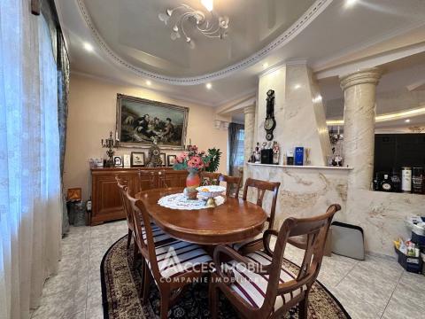 Casă în 3 nivele! str. Ioana Radu , Buiucani, 350m2 + 6 ari!: 6