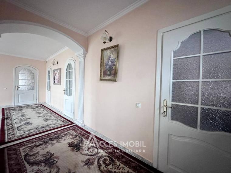Casă în 3 nivele! str. Ioana Radu , Buiucani, 350m2 + 6 ari!: 11