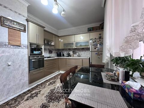 Casă în 3 nivele! str. Ioana Radu , Buiucani, 350m2 + 6 ari!: 12