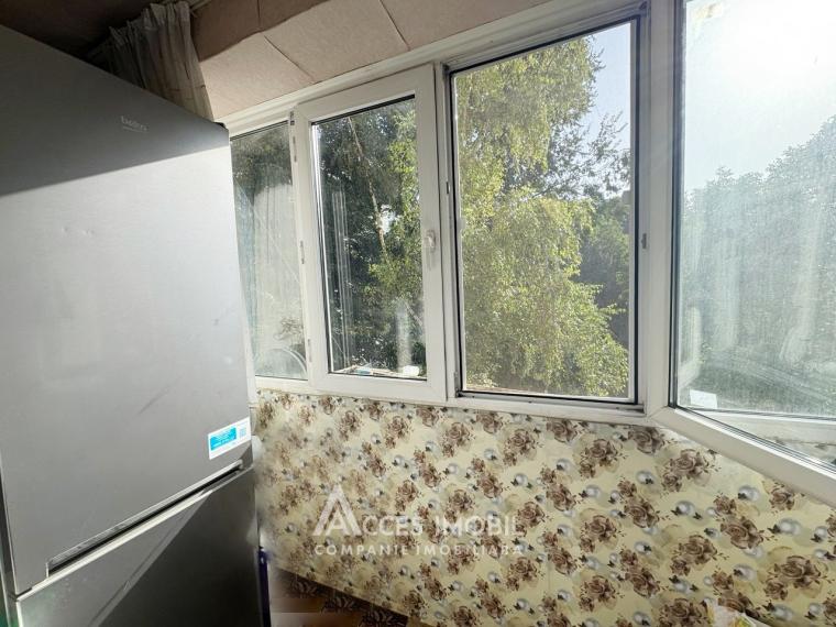 Rascani, Andrei Saharov street, 1 room. Middle position!: 9