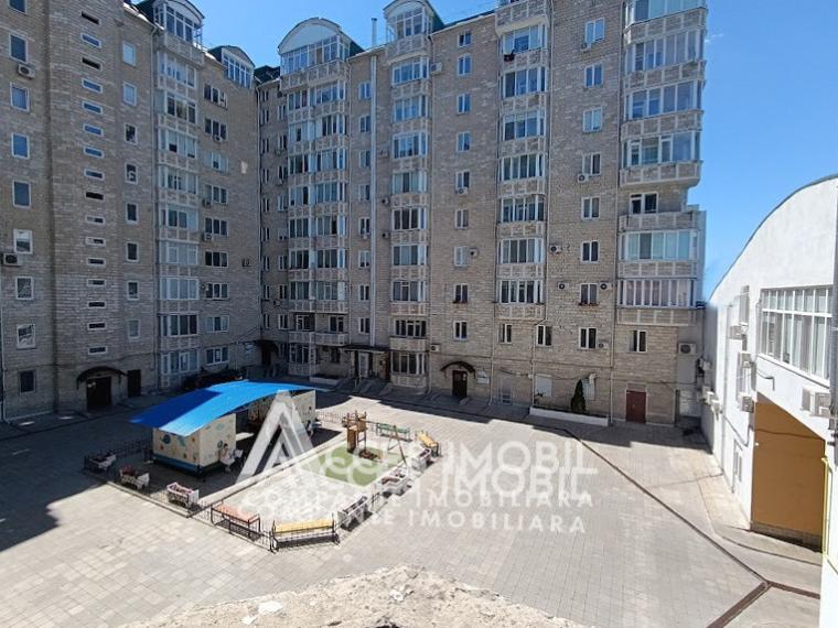 Agregat! Centru, str. N. Testemițanu, 3 camere + living! Variantă albă!: 0