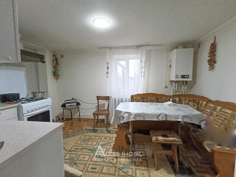 Casă! Codru, str. Schinoasa Deal, 140m2 + 7 ari!: 7