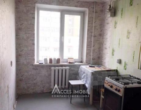 str. N. M. Spătaru, Ciocana, 3 camere. Seria 135! De mijloc!: 2