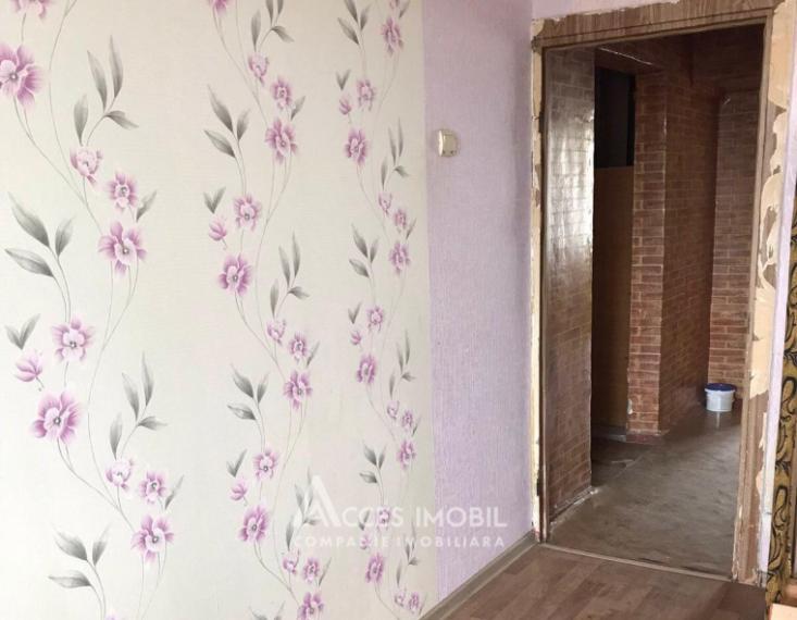 str. N. M. Spătaru, Ciocana, 3 camere. Seria 135! De mijloc!: 3