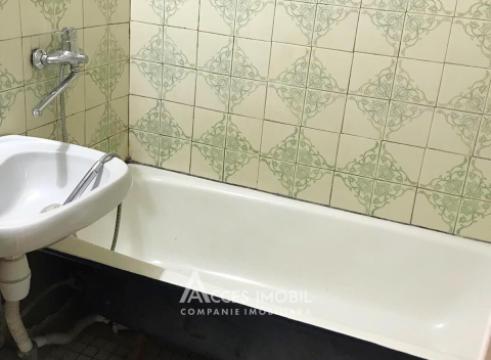 str. N. M. Spătaru, Ciocana, 3 camere. Seria 135! De mijloc!: 4