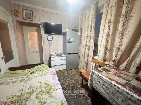 Buiucani, str. Calea Ieșilor, 2 camere.: 3