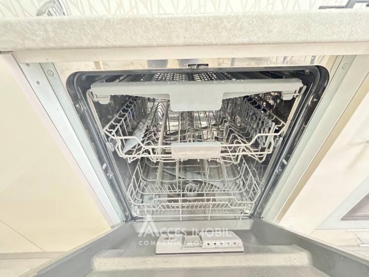 Chirie! Bloc Nou! Centru, str. Lev Tolstoi, 2 camere + living. Euroreparație!: 10