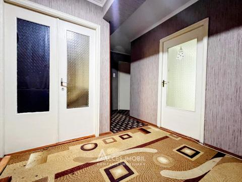 Poșta Veche, str. Ceucari, 3 camere. Seria 102! De mijloc! Autonomă!: 9