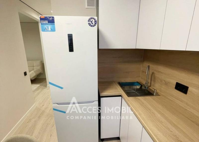 Botanica, str. Trandafirilor, 2 camere + living! Euroreparație! De mijloc!: 3