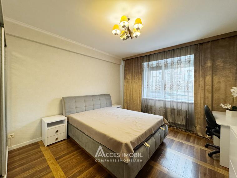 Centru, str. Albișoara, 2 camere + living. Euroreparație! Terasă 10 m2!: 1