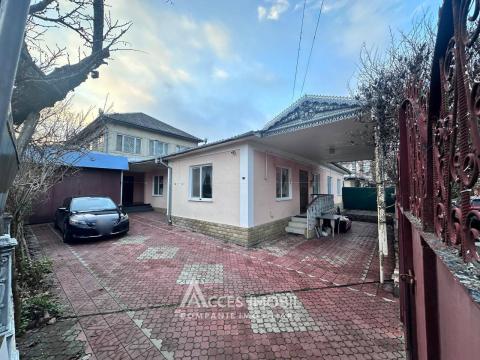 Casă în 2 nivele! Buiucani, str. Nicolae Bălcescu, 300m2 + 5 ari.: 0