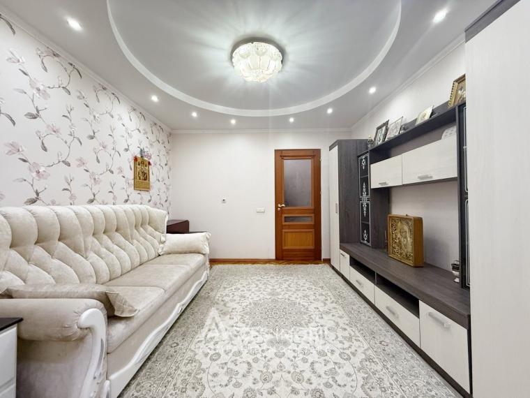 Moscova avenue, Rascani, 4 rooms. Euro Repair!: 0