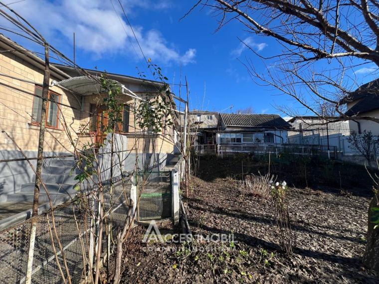 Casă! str. Pitulicii, Poșta Veche, 3 camere + living, 100m2 + 7 ari.: 21