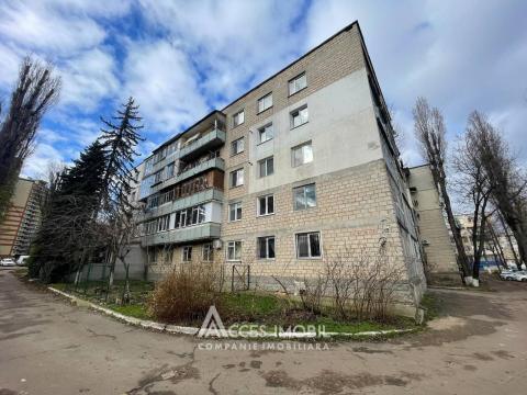 Botanica, str. N. Titulescu, 1 cameră + living. Euroreparație! De mijloc!: 10