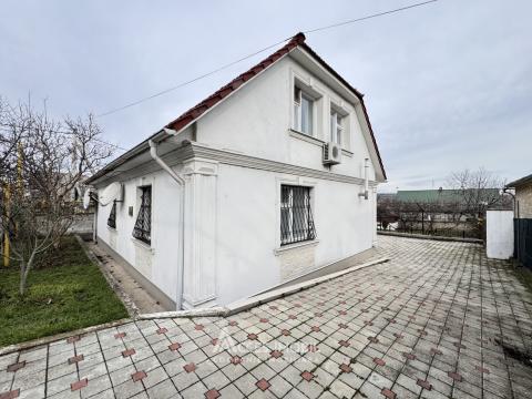 Casă în 2 niveluri! str. Serghei Bogza, Vatra, 140m2 + 7 ari!: 1