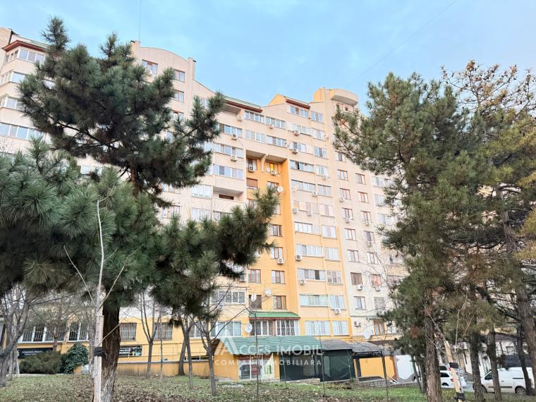 AMIC! Botanica, Cuza Voda avenue, 2 rooms. Euro repair!: 15