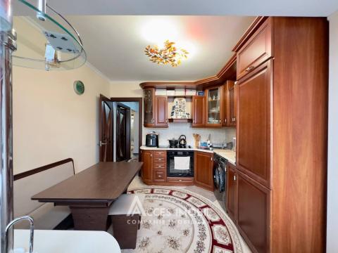 Botanica, Cuza Voda avenue, 2 rooms. Middle position! Euro repair!: 2