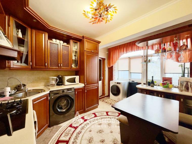 Botanica, Cuza Voda avenue, 2 rooms. Middle position! Euro repair!: 3