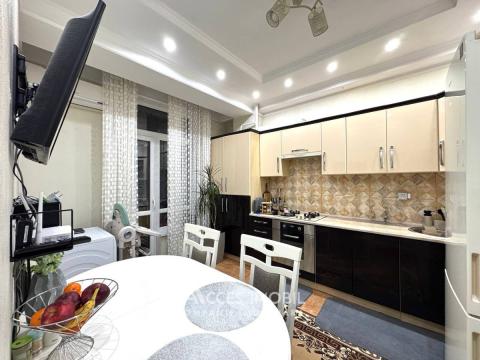 Elat Neocons! Posta Veche, Socoleni street, 1 room + living. Euro Repair!: 3