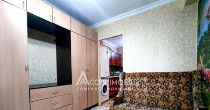 Telecenter, Gh. Asachi street, 1 room. Middle position!: 1