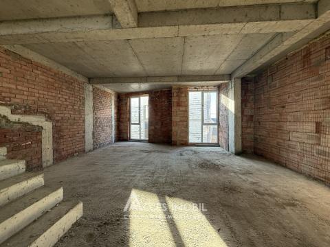 3 levels TownHouse! Rascani, Spartacus street. White Version!: 2