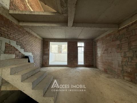 3 levels TownHouse! Rascani, Spartacus street. White Version!: 3