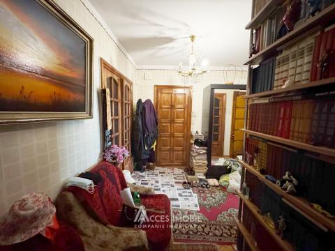 Botanica, bd. Traian, 3 camere! De mijloc/Bilaterală!: 8