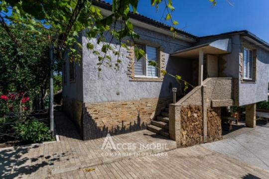 : Stăuceni, str. Ion Creangă