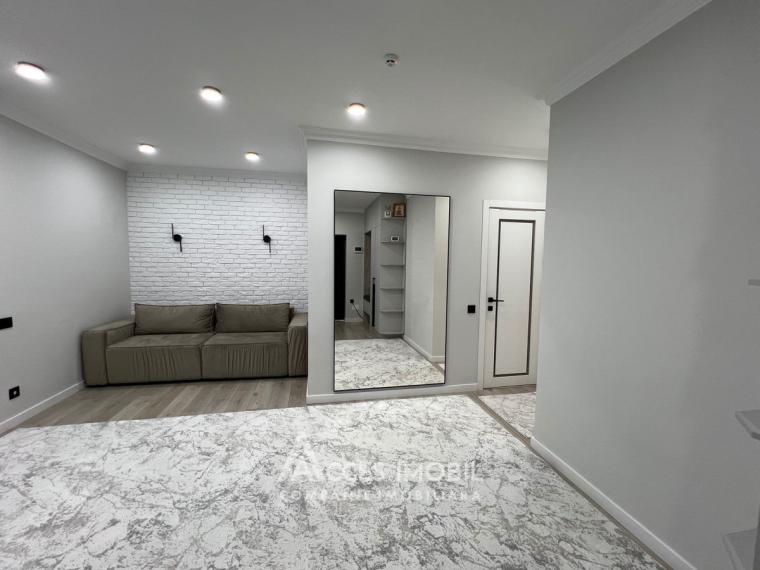 ExFactor! Ciocana, bd. Mircea cel Bătrân, 2 camere + living. Euroreparație!: 2