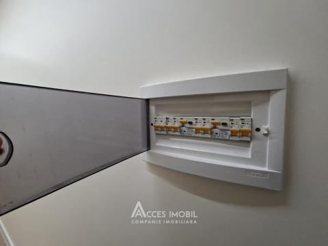 Centru, str. G. Coșbuc, 2 camere + living. Euroreparație!: 20