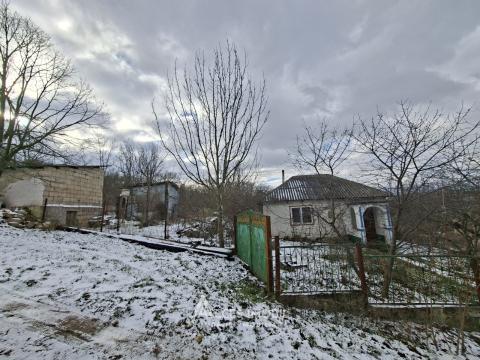 Terenuri de vânzare în Chișinău: Brănești, str. Livezilor