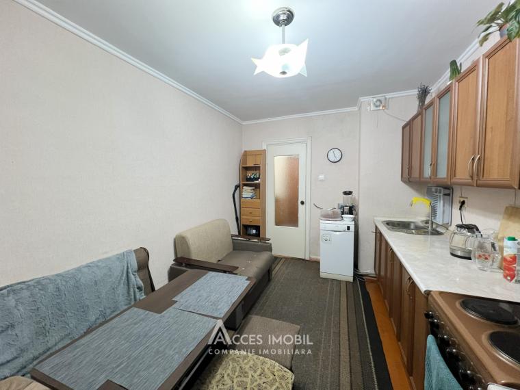 Poșta Veche, str-la. Studenților, 1 cameră.: 4