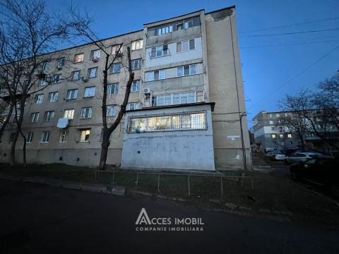 Poșta Veche, str-la. Studenților, 1 cameră.: 8