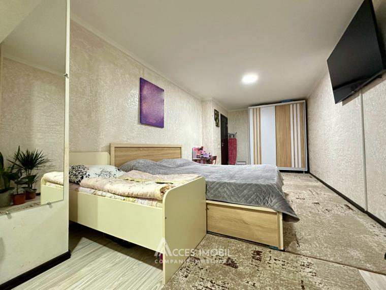 str-la. Studenților, Poșta Veche, 1 cameră + living. Euroreparație! De mijloc!: 2