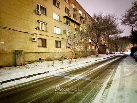 str-la. Studenților, Poșta Veche, 1 cameră + living. Euroreparație! De mijloc!: 8