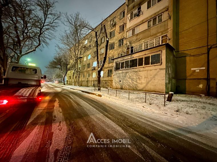str-la. Studenților, Poșta Veche, 1 cameră + living. Euroreparație! De mijloc!: 9