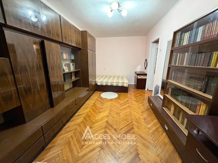 Râșcani, str. Florilor, 3 camere. De mijloc! Bilaterală!: 1