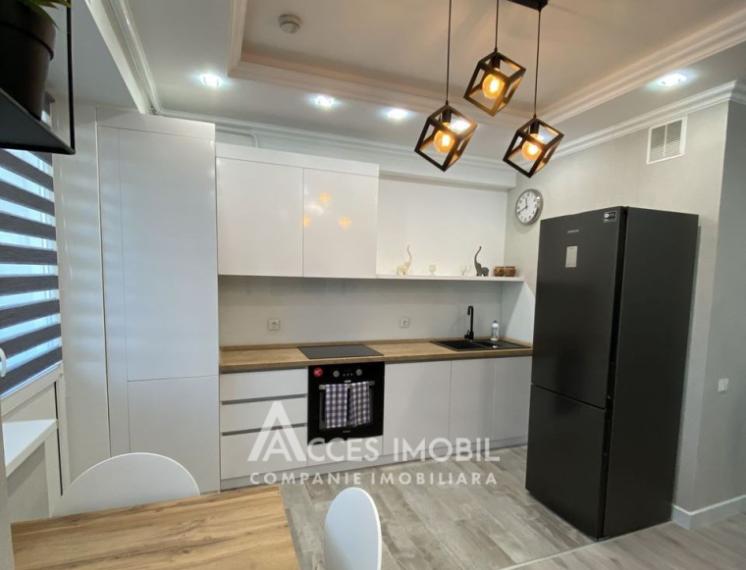 Centru, str. Albișoara, 1 cameră + living. Euroreparație!: 2