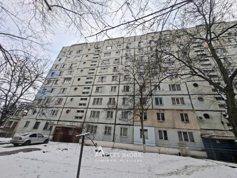 Ботаника, ул. Куза Водэ, комната! Середина дома!: 3