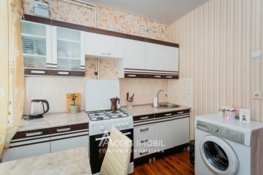 Centru, str. Romană, 1 cameră. Euroreparație!: 4