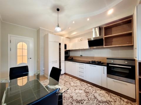 Apartamente de vânzare în Chișinău: Botanica, str. Botanica Veche