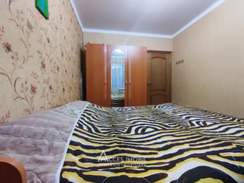 Dobrogea, Ion Creanga street, 3 rooms + living ! Euro repair! Series 143! + Garage!: 3