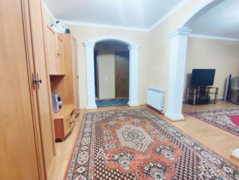 Dobrogea, Ion Creanga street, 3 rooms + living ! Euro repair! Series 143! + Garage!: 8