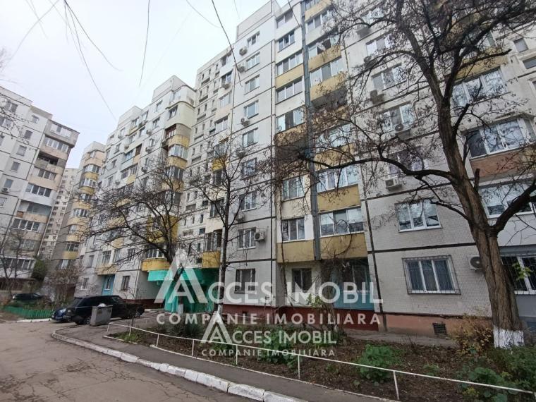 Buiucani, bd. Alba Iulia, 3 camere. Seria 143! De mijloc!: 0