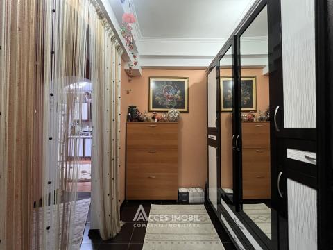 Botanica, bd. Dacia, 1 cameră! De mijloc!: 8