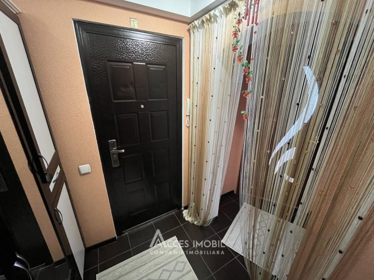 Botanica, bd. Dacia, 1 cameră! De mijloc!: 9