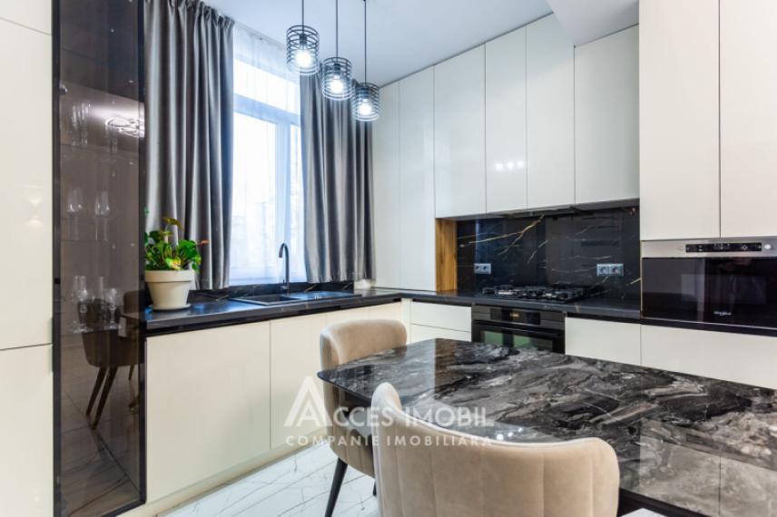 Poliprim-Grup! Poșta Veche, str. Gheorghe Madan, 2 camere + living. Euroreparație!: 2