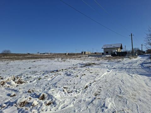 Teren pentru construcții 15 ari, Goianul Nou, str. M. Eminescu!: 2